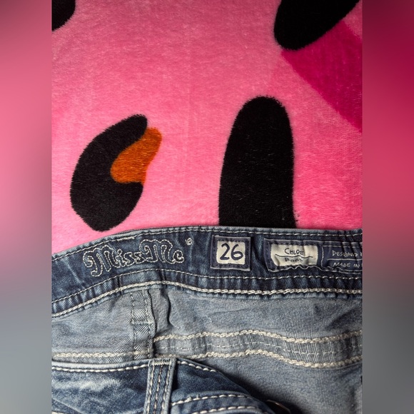 Miss Me Chloe Boot Cut - Picture 11 of 11